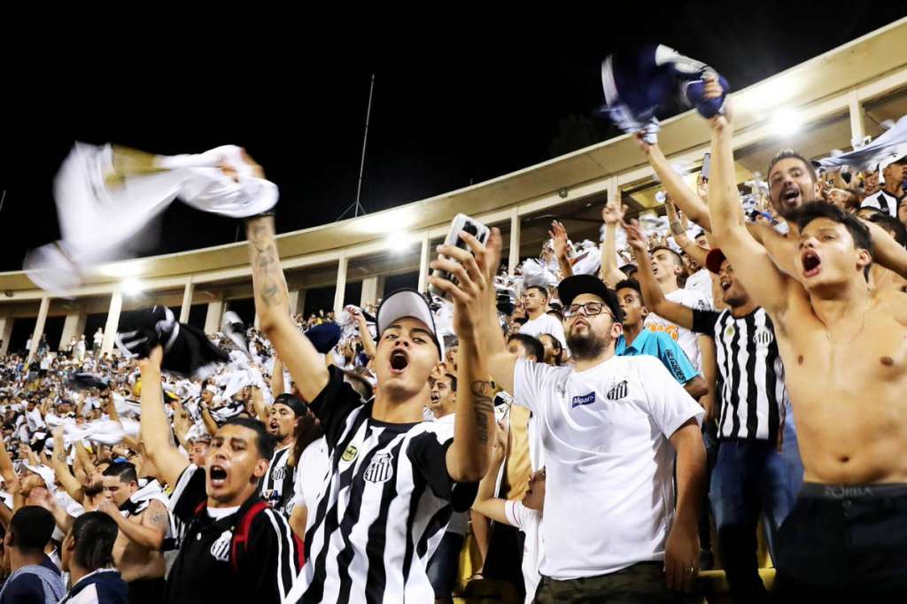 Santos leva Copa do Brasil ao Pacaembu, onde chegará a 12 jogos em casa até junho