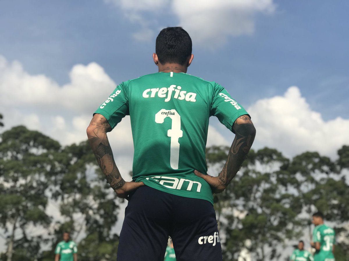 Mesmo após contratações, Palmeiras continua a sofrer com os seus pontas