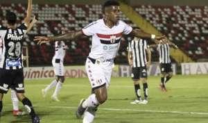 Série B: Atacante pede foco ao líder Botafogo para manter aproveitamento