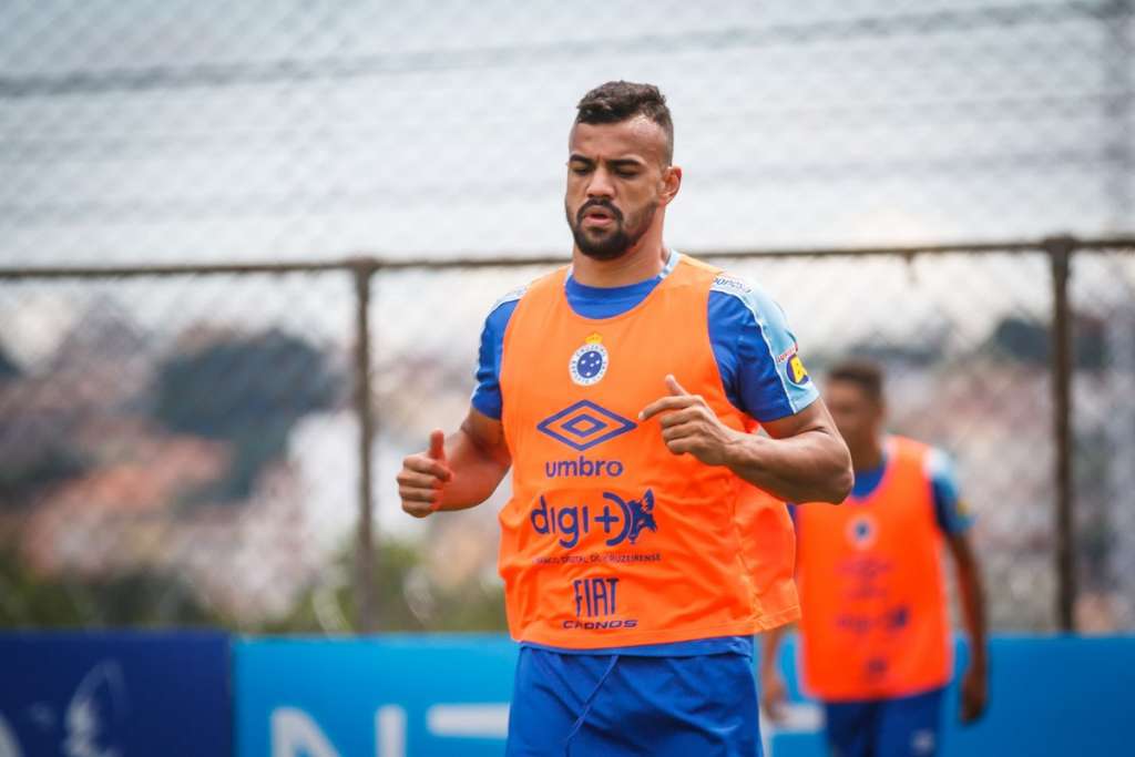 Fabrício Bruno vai ter chance no Cruzeiro