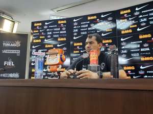 Contra o Grêmio, Corinthians terá a volta da zaga titular após quatro partidas