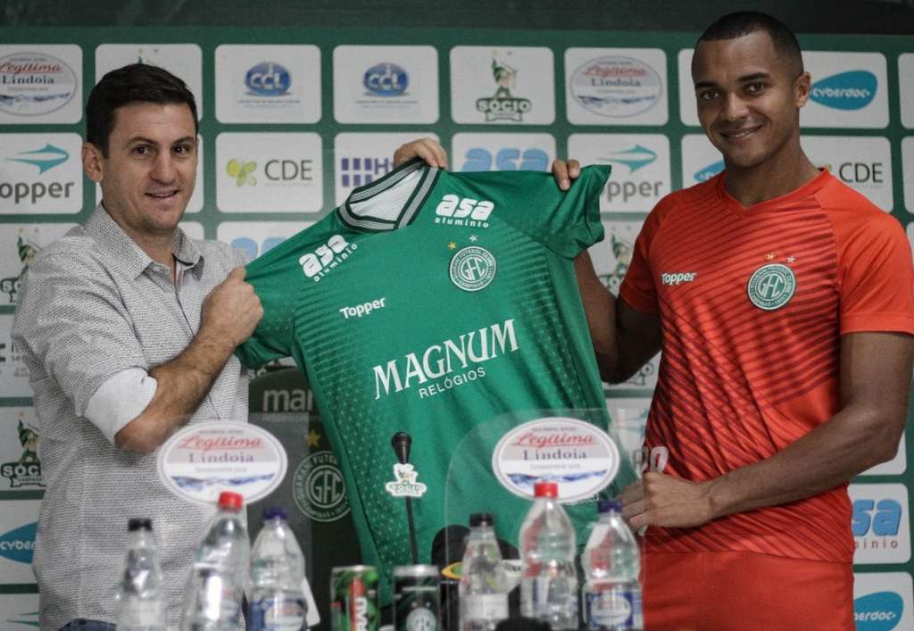 Apresentado, atacante comemora retorno ao Guarani e foca em novo acesso (Foto: Letícia Martins/Guarani FC)