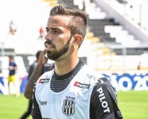 Ponte Preta e Matheus Marcondele encaminham acerto para Série B