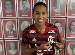 Lateral que foi sondado pela Ponte Preta é o novo reforço do Flamengo