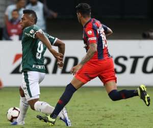 Colombiano completa 100 jogos pelo Palmeiras em baixa com jejum de gols