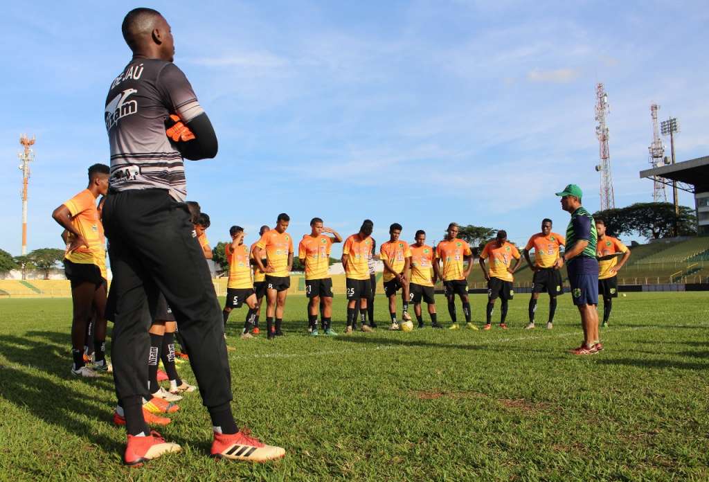 XV de Jaú e Rio Branco duelam pela liderança do Grupo 3