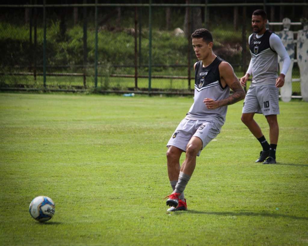 Volta Redonda-RJ e Tombense-MG se enfrentam na terceira rodada