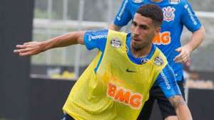 Gabriel volta a ser relacionado no Corinthians após três meses