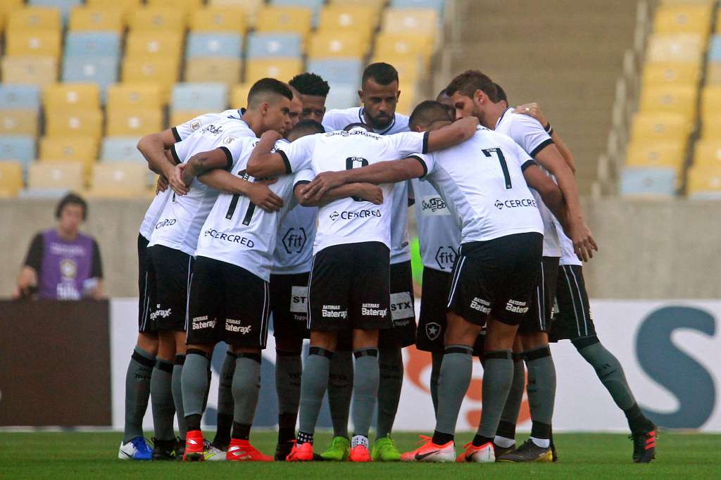 Fluminense 0 x 1 Botafogo - Fogão vence o Clássico Vovô e dispara no Brasileirão 2 0002050387347 img