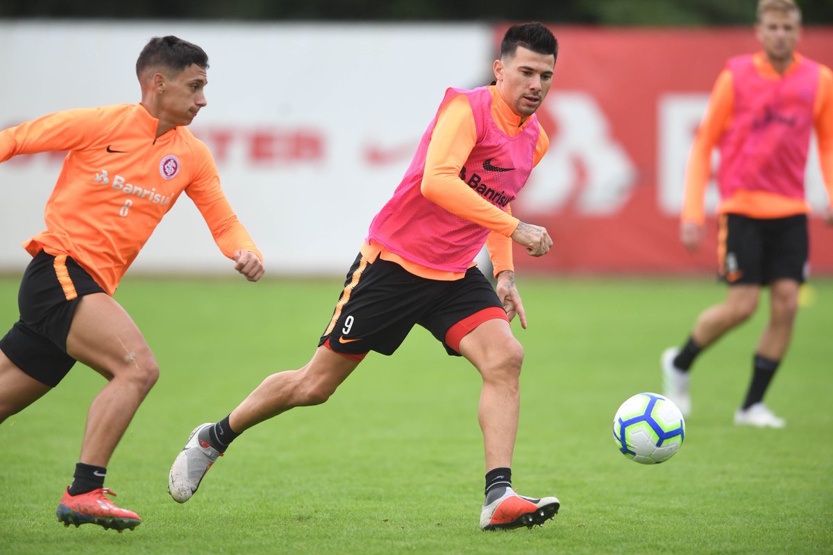 Oscilante, Inter recebe o Cruzeiro e tenta se reabilitar no Brasileirão