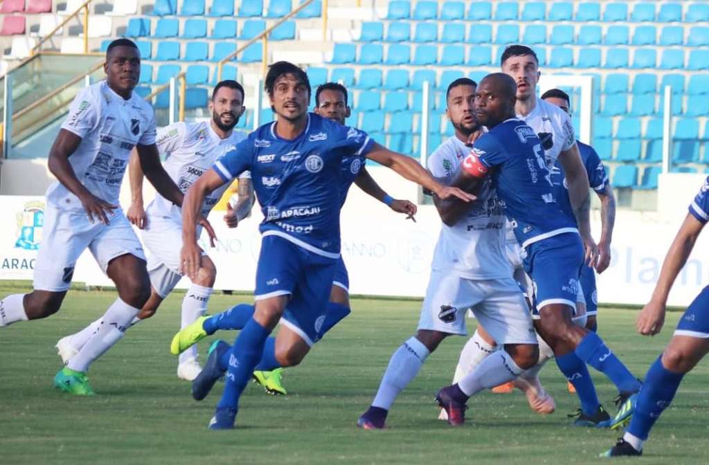O Confiança conquistou os primeiros três pontos com um gol no finalzinho (Foto: Andrei Torres/ABC)