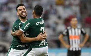 Felipão elogia atuação e diz que Felipe Melo fez o melhor jogo sob o seu comando