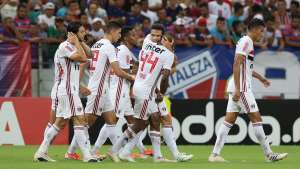 Cuca vibra com vitória do São Paulo em Fortaleza: 'Tem de saborear muito'