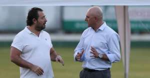 Presidente do Palmeiras pede compreensão à torcida por jogos sem TV