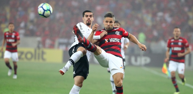 ‘Donos da TV’, Corinthians e Flamengo vivem situações financeiras opostas