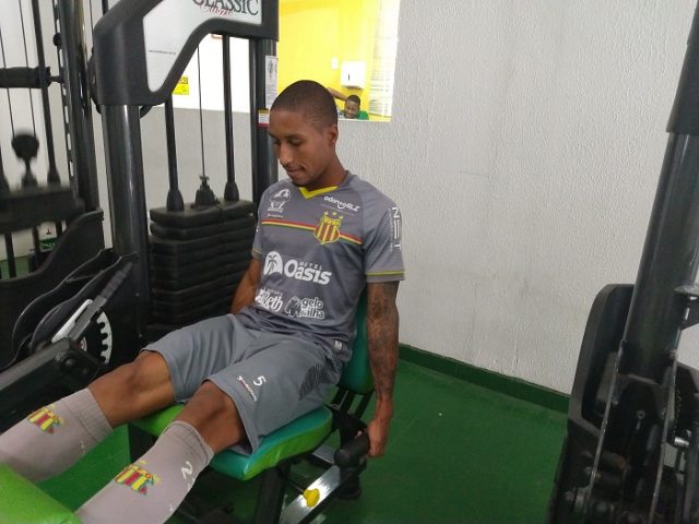 Série C: Sampaio Corrêa anuncia atacante que estava no Confiança