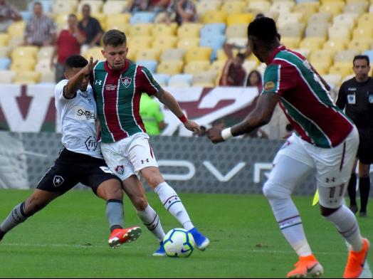 Por retomada da confiança, Flu e Cruzeiro abrem mata-mata pela Copa do Brasil