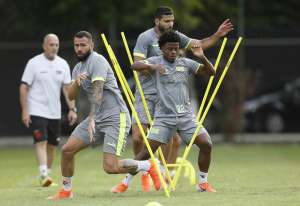 Elenco do Vasco espera recuperar confiança com chegada de Luxemburgo