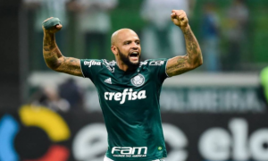 Recuperado de febre, Felipe Melo volta a treinar com o elenco do Palmeiras