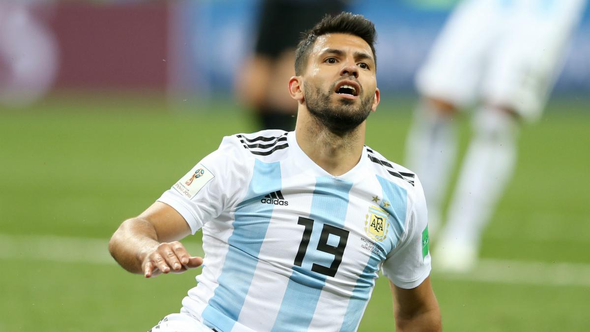 Fora da Argentina desde o Mundial, Agüero entra em lista prévia para Copa América