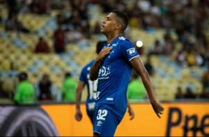Mano fecha treino e faz mistério no Cruzeiro para novo jogo contra o Flu