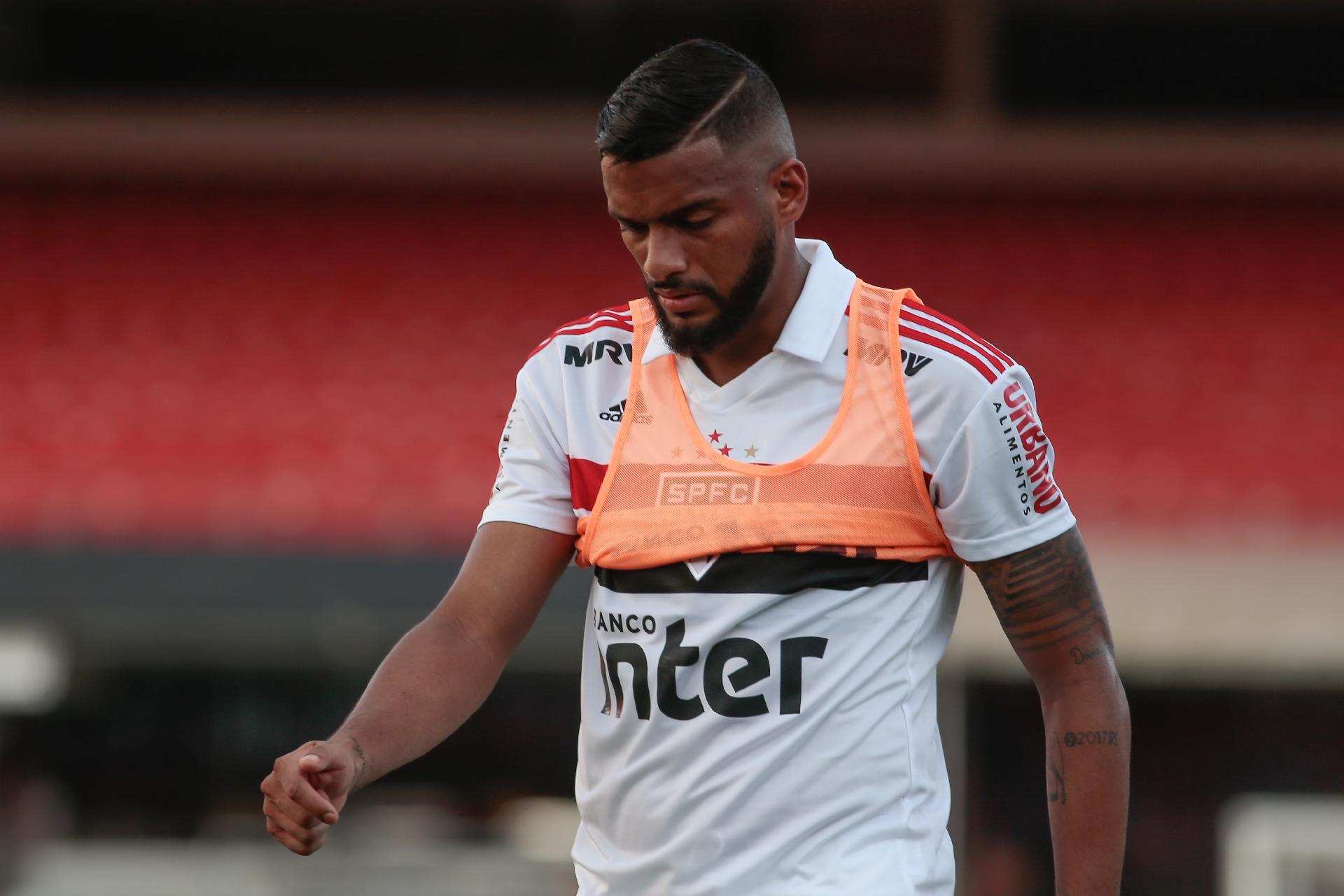 Reinaldo lamenta tropeço do São Paulo: ‘Não pode empatar dois jogos em casa’