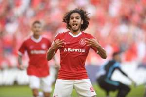 Internacional 2 x 0 CSA - Colorado deixa Azulão no descenso e segue 100% em casa