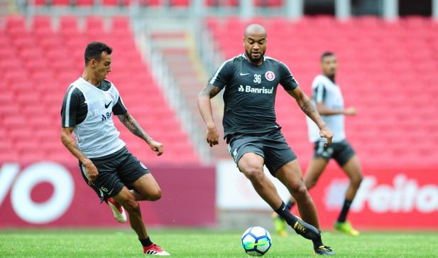 Rodrigo Moledo tem lesão confirmada - Ricardo Duarte