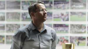 Vitória surpreende e contrata ex-técnico de Guarani e Corinthians