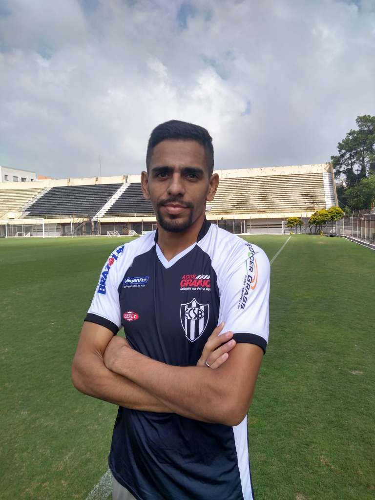 Goleiro Kaique é mais uma contratação do Cachorrão (Foto: João Victor Romoli/EC São Bernardo)