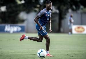 Volante do Santos nega crise após goleada sofrida para o Palmeiras