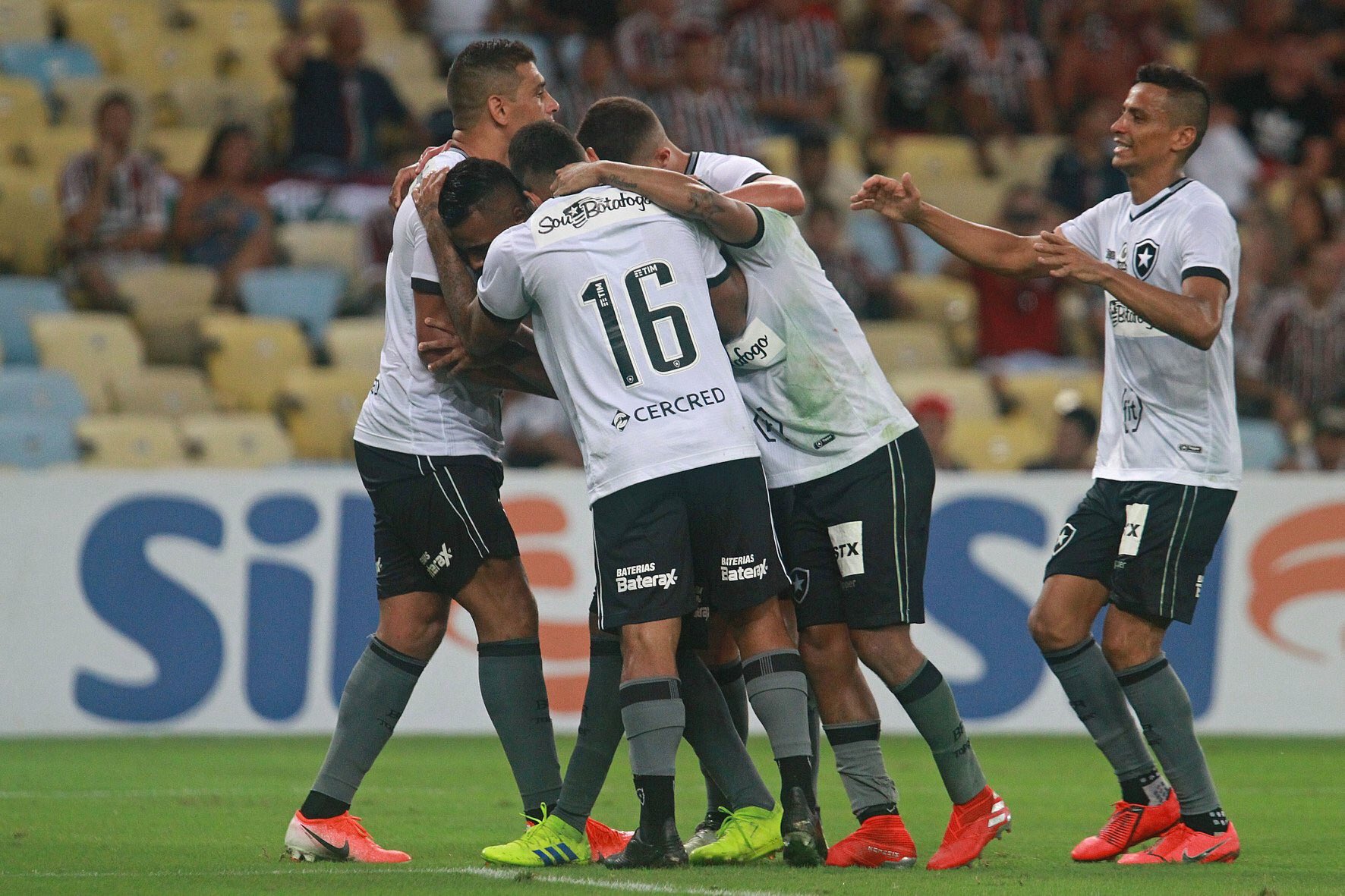 Em 1º jogo internacional de Barroca, Botafogo visita paraguaios na Sul-Americana