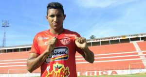 Segundona: Com sistema ofensivo em má fase, América fecha com atacante ex-Iranduba-AM