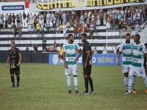 Série D: Meia se lesiona, desfalca Central por um mês mas não precisará de cirurgia