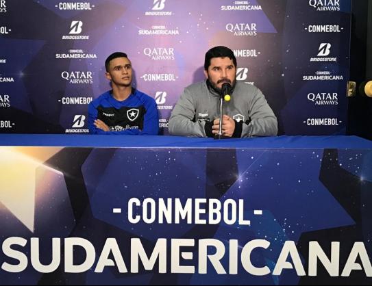 Botafogo exalta consistência defensiva após abrir vantagem na Sul-Americana