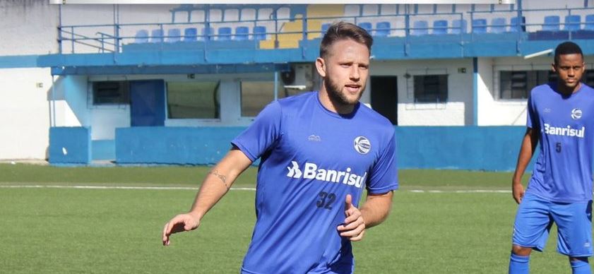 Série C: São José anuncia atacante ex-Grêmio e volante revelado no Passo