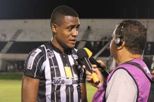 Série C: Zagueiro do ABC admite erros e aceita cobrança da torcida: 'Normal'