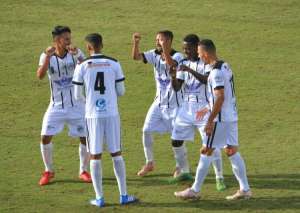 Segundona: Com 8 gols, atacante do Amparo exalta artilharia e campanha do clube