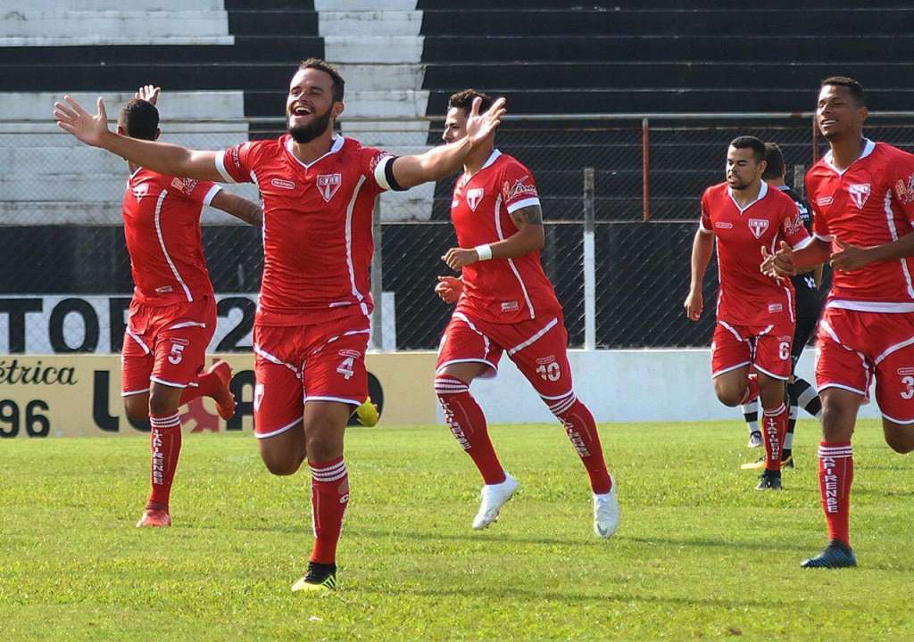 Zagueiro-artilheiro, Zé Júnior celebra boa fase na Itapirense