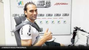 Série B: Léo Gamalho sente um novo desconforto e pode ser desfalque no Criciúma