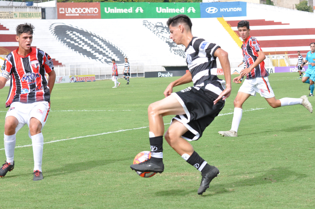 PAULISTA SUB-17: XV de Piracicaba faz 5 a 0 e Rio Claro bate Velo Clube em clássico