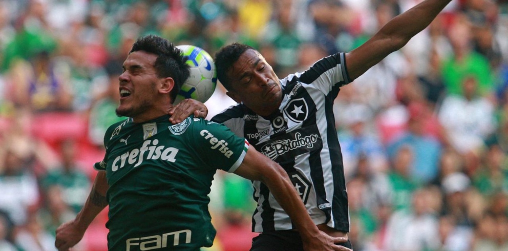 BRASILEIRÃO: VAR decide de novo e Palmeiras se isola na liderança