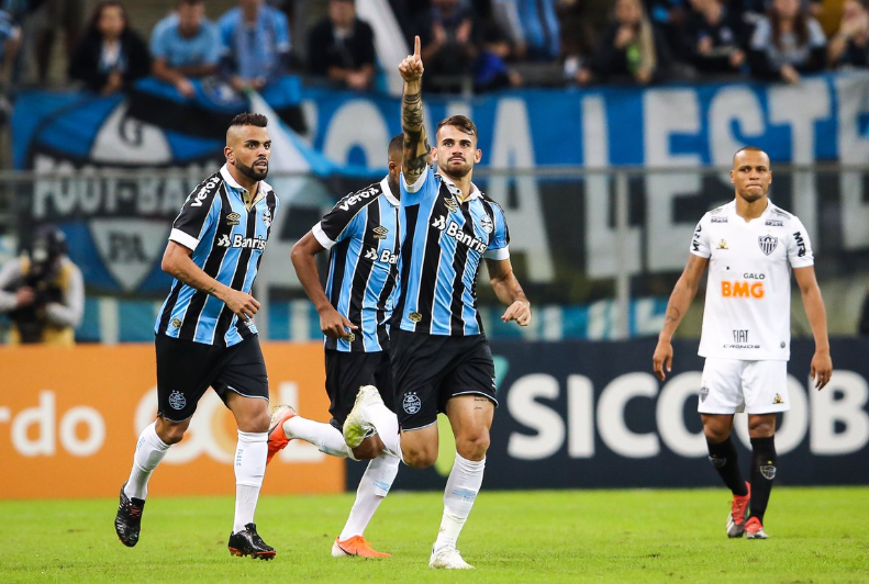 Após derrota, zagueiro do Atlético-MG afirma que ‘gol no inicio prejudicou a equipe’