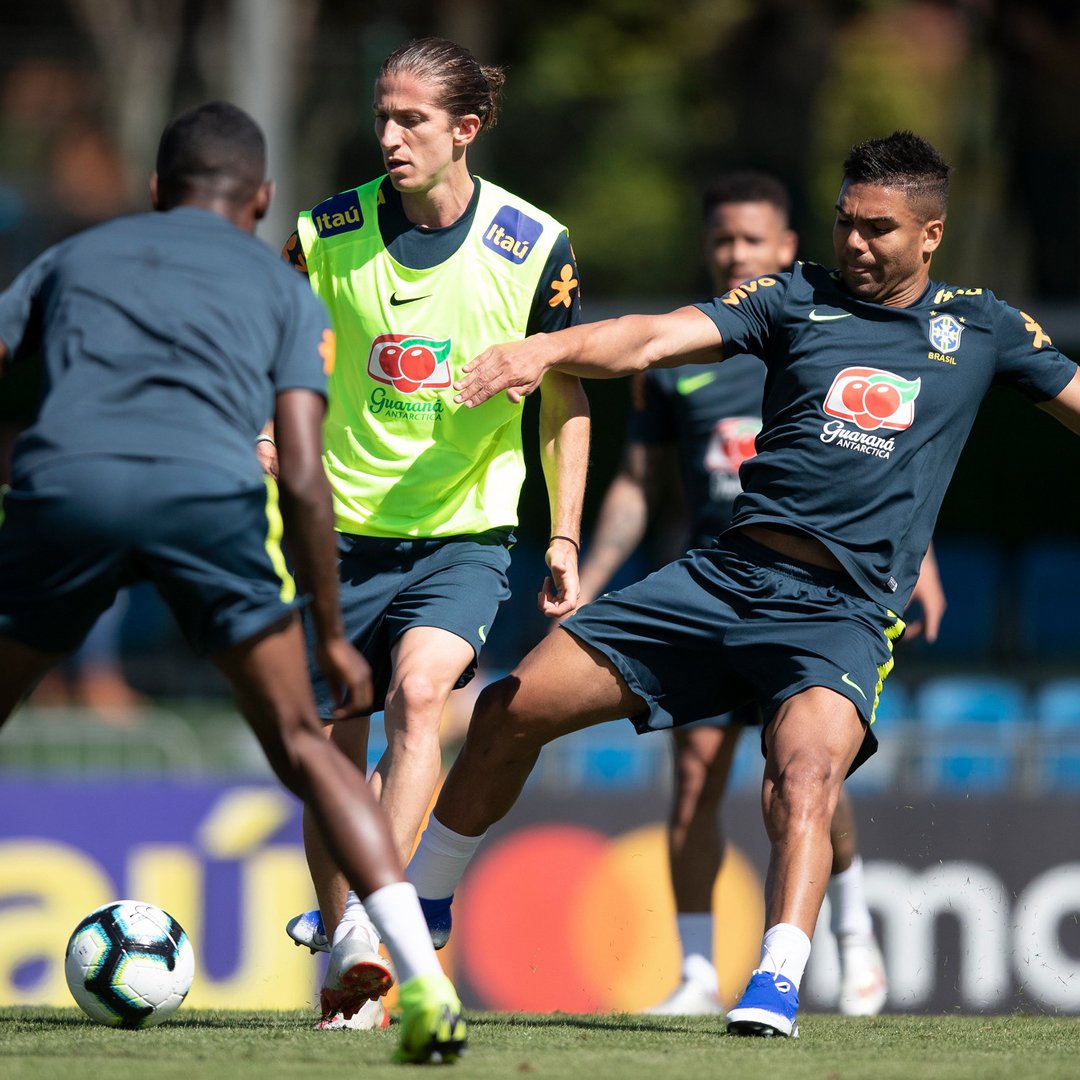 Mesmo em dia de folga na seleção, Thiago Silva se apresenta na Granja Comary