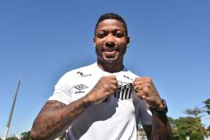 Marinho é apresentado no Santos e demonstra confiança para substituir Rodrygo