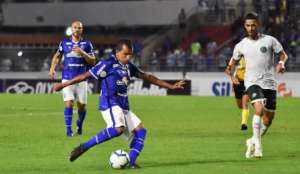 CSA 1 x 0 Goiás - Azulão desencanta em noite especial para arbitragem