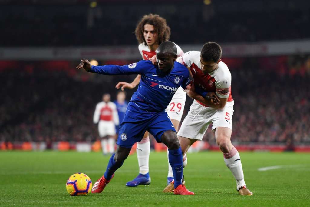 Proibição de comprar jogadores impõe desafio de gestão ao Chelsea