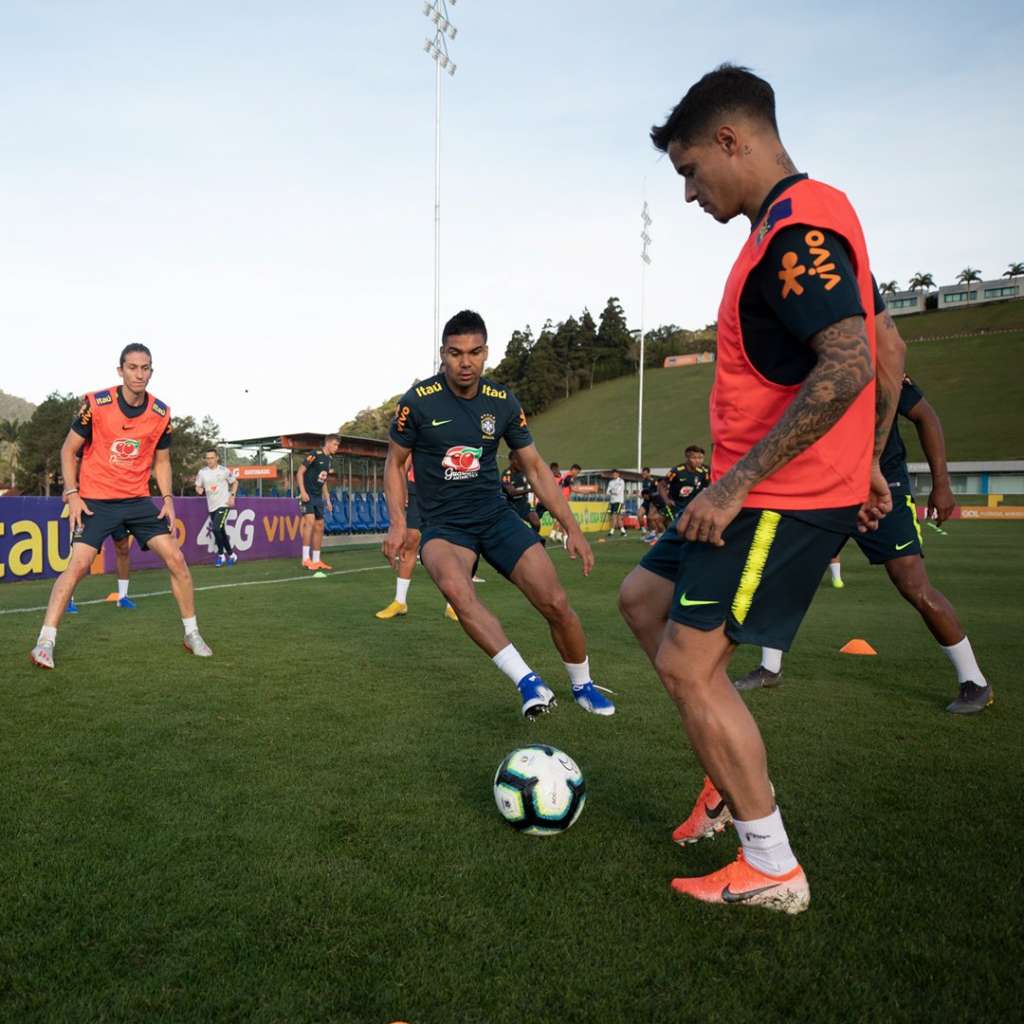 Veteranos tem cuidado redobrado na preparação do Brasil para a Copa América