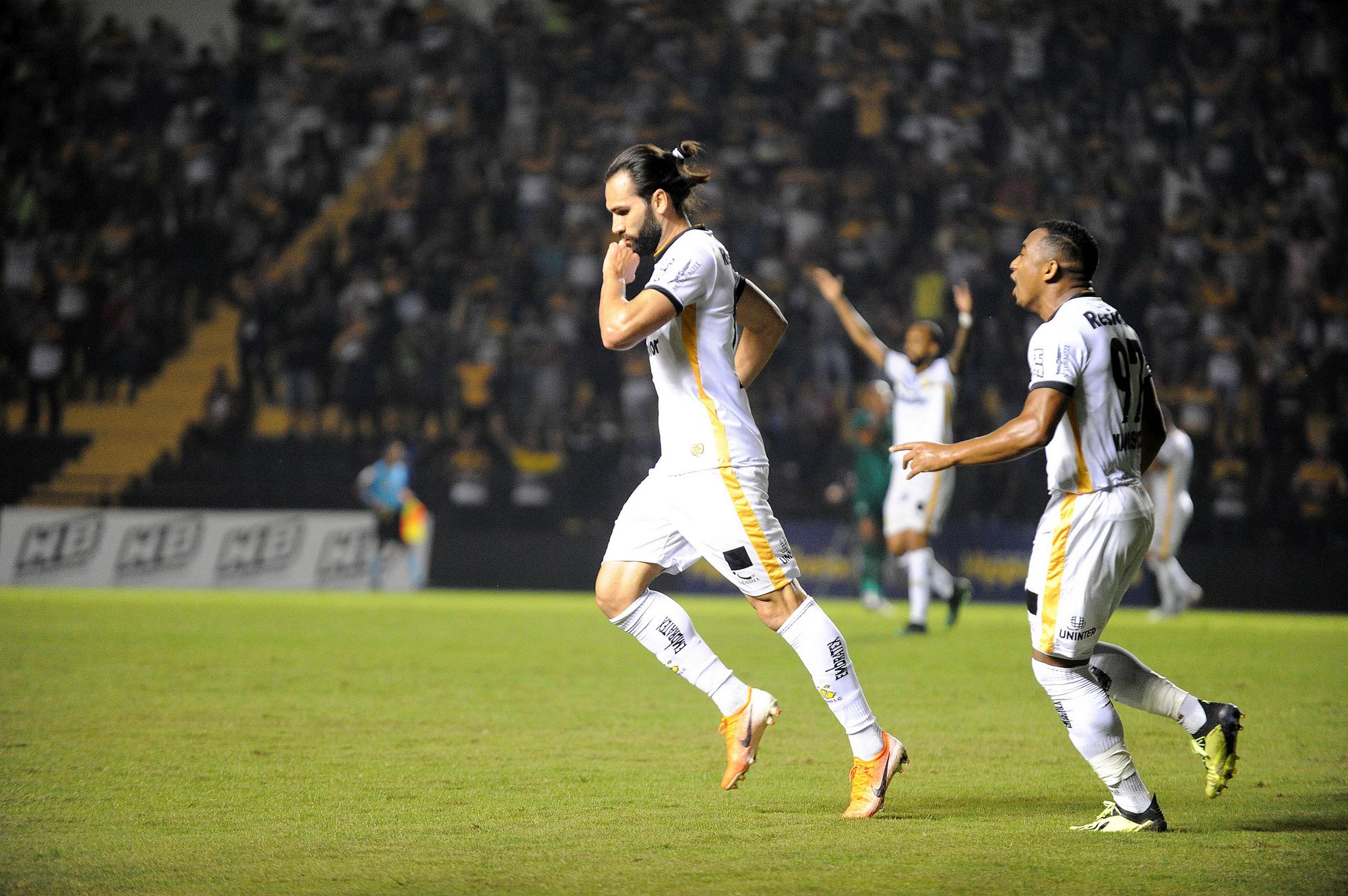 Série B: Recuperando confiança, Criciúma tem desfalques para enfrentar o Botafogo-SP