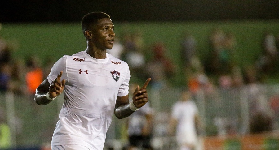 Atacante do Fluminense comemora classificação, apesar de derrota ‘em sua casa’